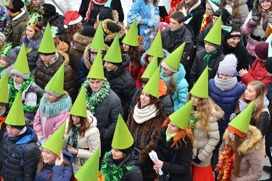 600 гомельчан создали гигантскую елку