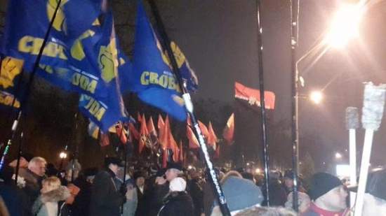 По улицам Киева прошел марш в честь дня рождения Бандеры