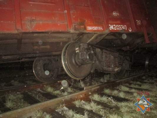 Два железнодорожных вагона перевернулись в Несвижском районе