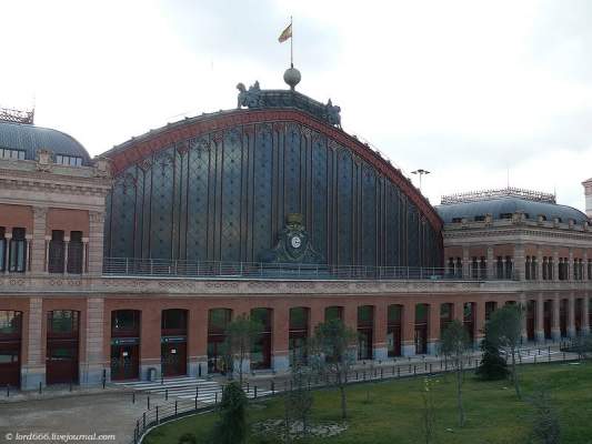 В Мадриде эвакуировали вокзал из-за сообщения о возможном теракте