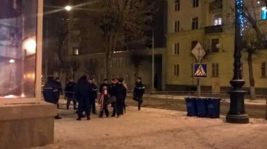 Новый год в Борисове: нас обыскали, но праздника не показали Новый год в Борисове: нас обыскали, но праздника не показали