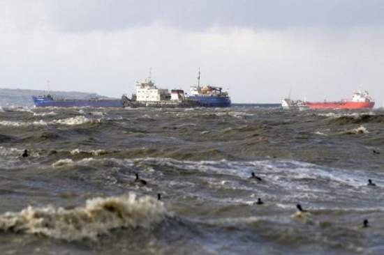 Крушение грузового судна в Южно-Китайском море унесло жизни 18 человек