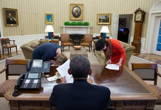 Белый дом показал лучшие фото Обамы за год