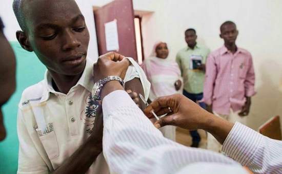 В ООН выразили уверенность, что вирус Эбола можно преодолеть