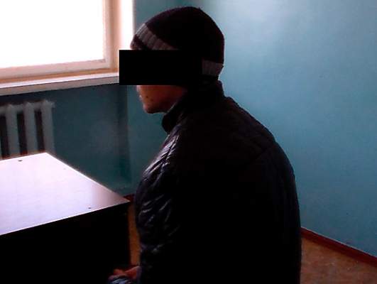 В Николаеве двое мужчин после распития алкоголя ограбили ребенка, отобрав телефон — их задержал отец мальчика