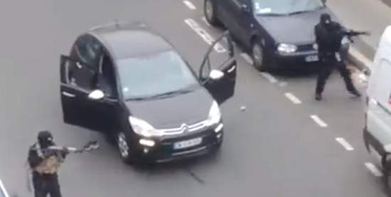 В нападении на Charlie Hebdo участвовали трое, - МВД Франции