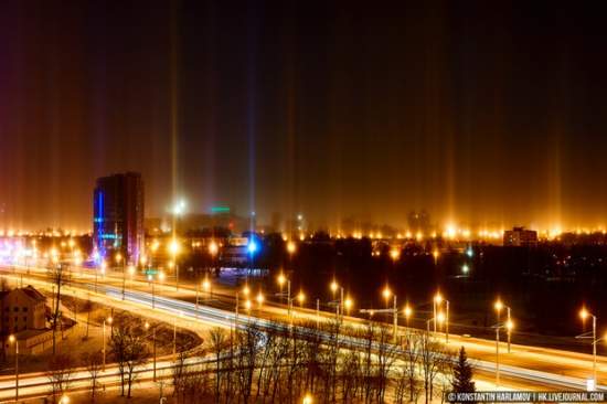 На Рождество в Минске наблюдали «световые столбы»
