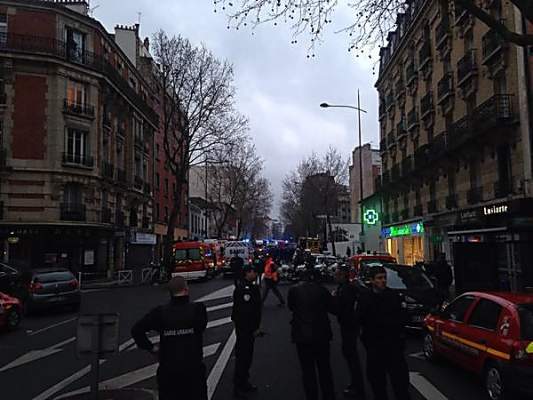 В Париже снова стреляют - ранен один полицейский