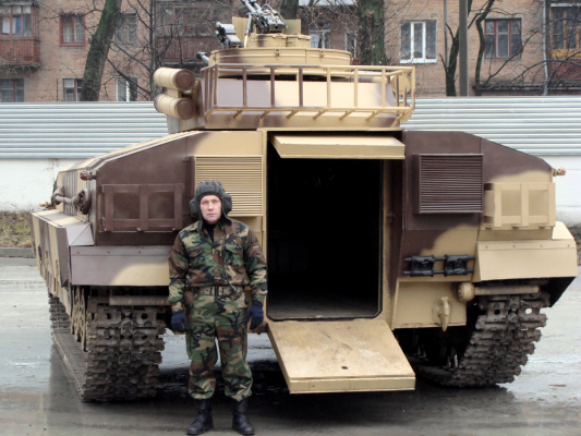 В Харькове разработали БМП-64 с противотанковой броней и управляемыми ракетами (фото)