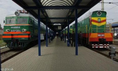 Укрзализныця пересмотрела маршруты и остановки некоторых поездов