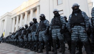 Депутаты Верховной Рады требуют переаттестации «Беркута»