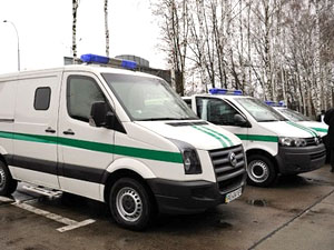 В прошлом году луганские боевики «отжали» 11 инкассаторских машин АО «Райффайзен Банк Аваль»