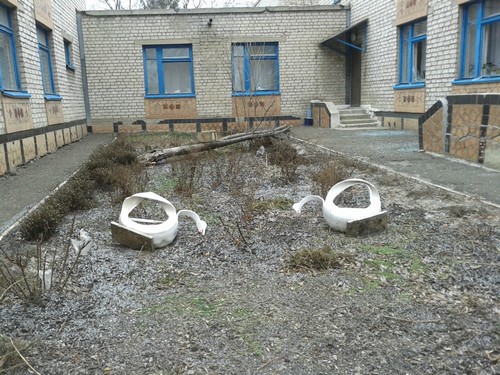 Попадания снарядов в Кировске (фото, видео)