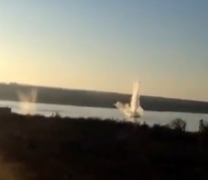 Светлодарск под обстрелом: снаряды попали в водохранилище (видео)