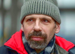Российский активист сбежал из-под домашнего ареста в Украину