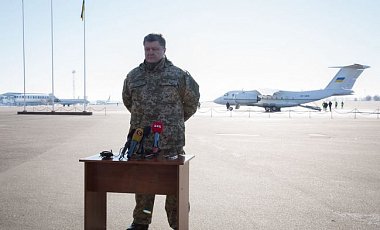 Порошенко: Из Дебальцево выведены 80% украинских военнослужащих
