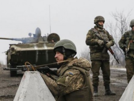 В плен под Дебальцево попали более 90 украинских военных, судьба 82 неизвестна