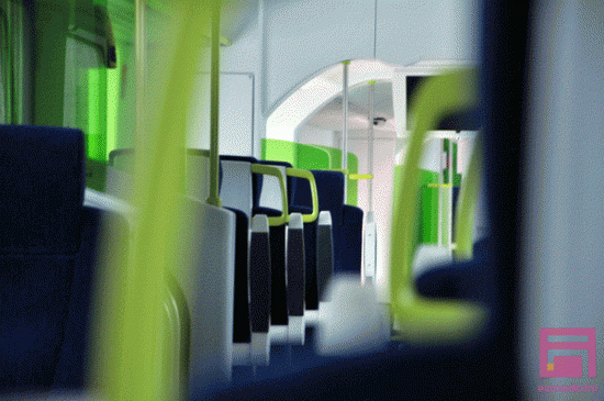 Пассажиры игнорируют поезд в аэропорт: составы ходят пустыми (Фото)