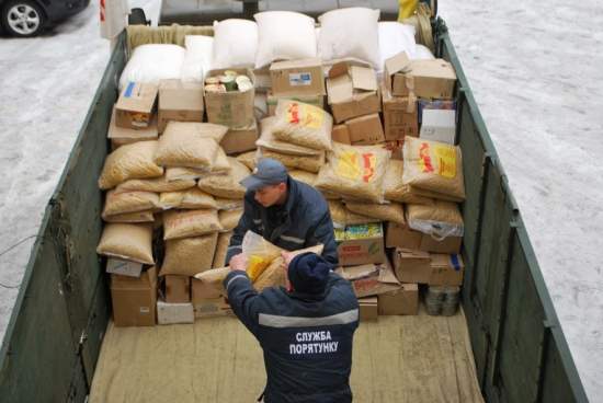 "Укрпочта" доставила в зону АТО почти 50 тонн гуманитарной помощи