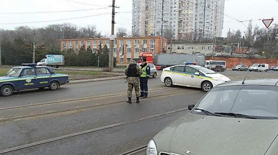 На Пересыпском мосту в Одессе обезвредили самодельное взрывное устройство