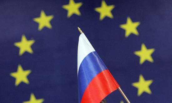 ЕС не намерен откладывать вступление в силу расширенных санкций против РФ, - источник