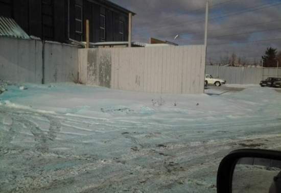 ​В Челябинске выпал голубой снег