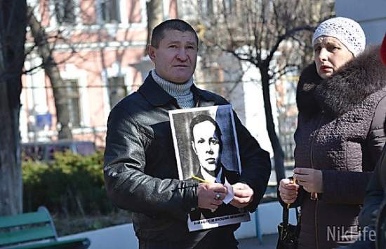 Николаевцы без властей почтили память погибших воинов в Афганистане