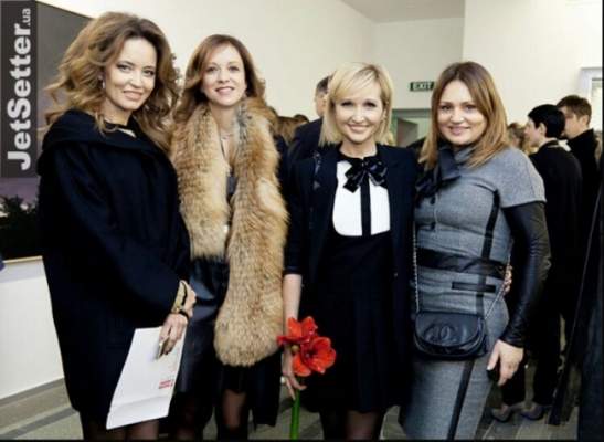 ​СМИ: вслед за "Надрами" неплатежеспособным могут объявить "Финансы и кредит" (фото)