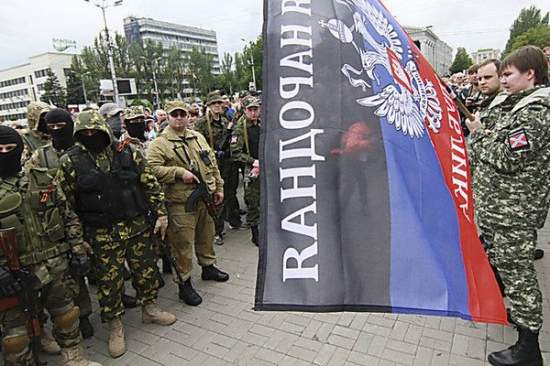 Скандал в «ДНР»: российская наемница из-за денег застрелила боевика из Новороссийска