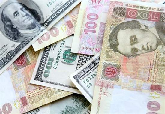 Доллар на межбанке расширил спред до 26,0-26,7 грн, евро подорожал до 29,68-30,48 гривен
