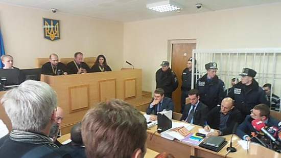 Двое из трех судей взяли самоотвод по делу экс-«беркутовцев», подозреваемых в расстреле активистов Майдана в Киеве