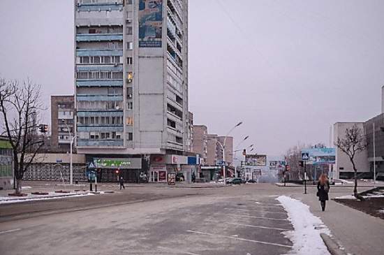 Луганск «замер» в ожидании долгожданного перемирия: на улицах нет людей, все закрыто, ходят террористы