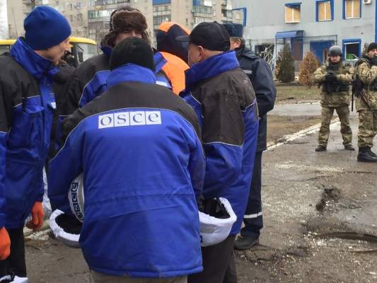 Из Донецкой обл. в Киев 15 февраля спасатели вывезли 39 человек, в том числе 7 детей, - ГосЧС