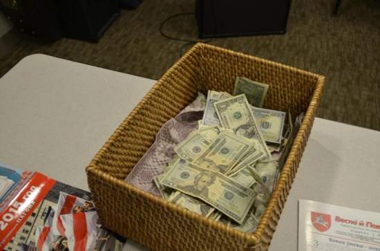 Сергей Соколов-Воюш собрал $1860 для раненых украинских бойцов (Видео)