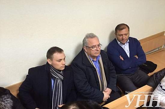 Экс-главу фракции ПР Ефремова доставили в суд для избрания меры пресечения