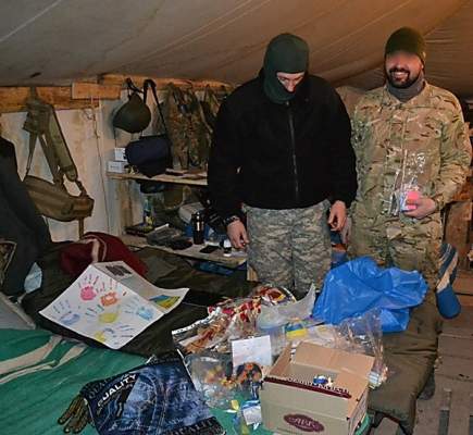 Николаевские «ударовцы»-волонтеры доставили «морским котикам» в зону АТО помощь от жителей области