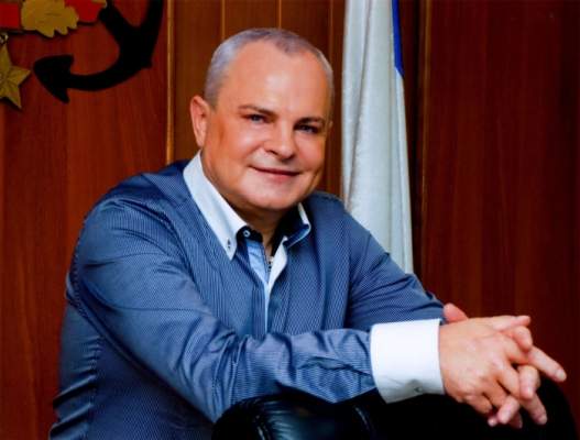 В Крыму на 48 часов задержали бывшего мэра Керчи Олега Осадчего