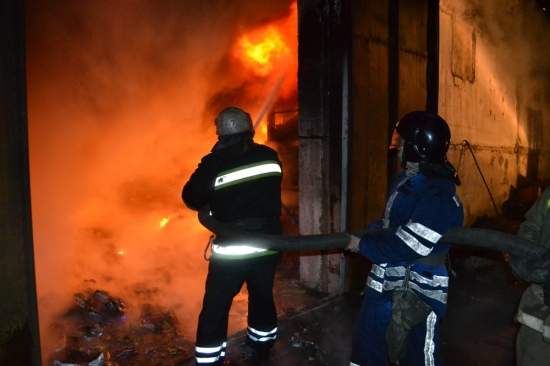 В Житомирской обл. в результате пожара в частном доме погибли 3 человека