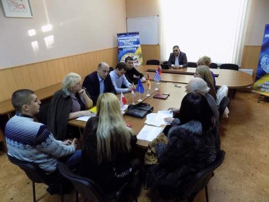 Нацменшинства Николаева пожаловались представителям ООН на бездействие власти в конфликте с «Соткой»
