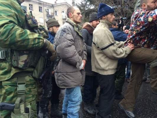 В ГосЧС сообщают, что два их сотрудника находятся в плену у боевиков