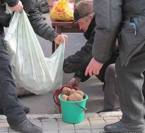 Жители Тернополя передали в Попасную гуманитарную помощь (фото)