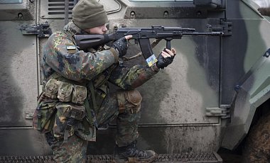 Вблизи Широкино идет бой украинских военных с террористами