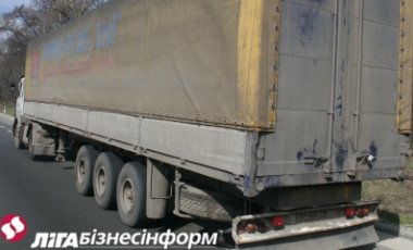 Скоропортящиеся продукты из Украины в Крым пустят вне очереди Скоропортящиеся продукты из Украины в Крым пустят вне очереди