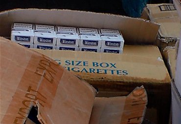 В Николаеве милиция нашла крупную партию контрафактных сигарет, спрятанных в гараже