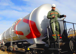 Управделами Лукашенко занялось торговлей нефтепродуктами Управделами Лукашенко занялось торговлей нефтепродуктами
