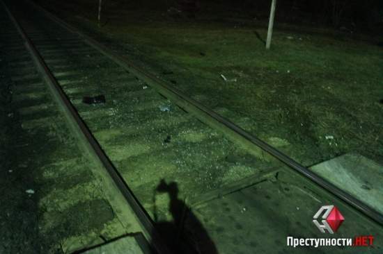В Николаеве «ВАЗ-2107» столкнулся с поездом – водитель легковушки попал в больницу