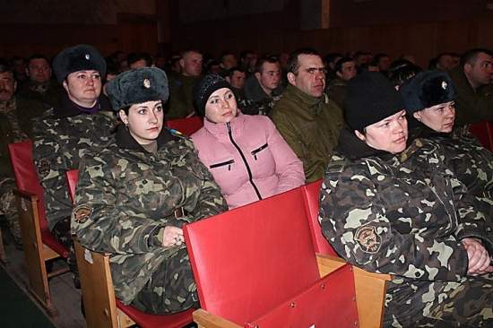 На Николаевщине мобилизованным воинам ансамбль ВСУ устроил концерт