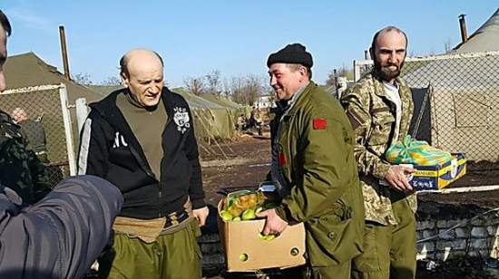 Николаевские нардепы вместе со снигиревскими волонтерами привезли подарки на Широколановский полигон и в Нацгвардию