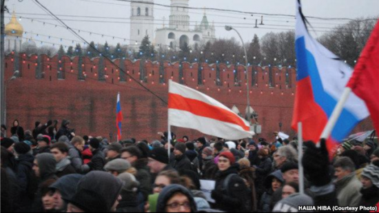 Белорусы пришли на марш памяти Немцова в Москве
