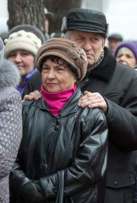В Луганске снова митинговали против «экономической блокады» (фоторепортаж)